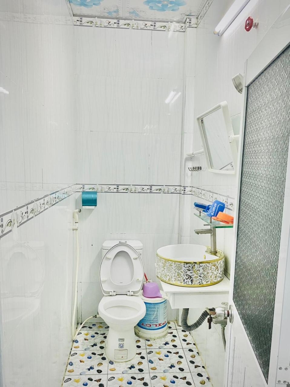 Nha Nghi Le Duoc Hotel Hà Tiên Buitenkant foto