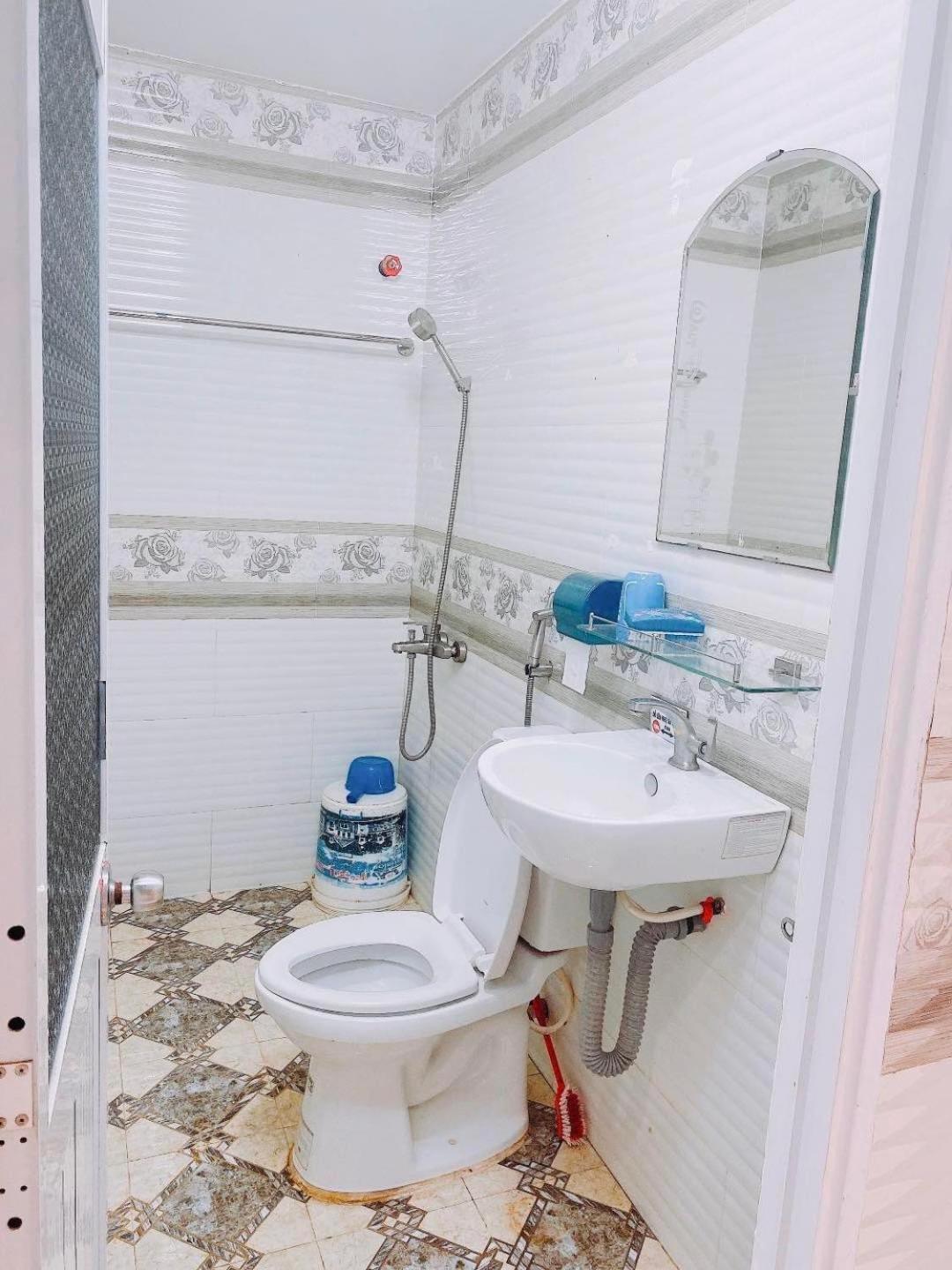 Nha Nghi Le Duoc Hotel Hà Tiên Buitenkant foto